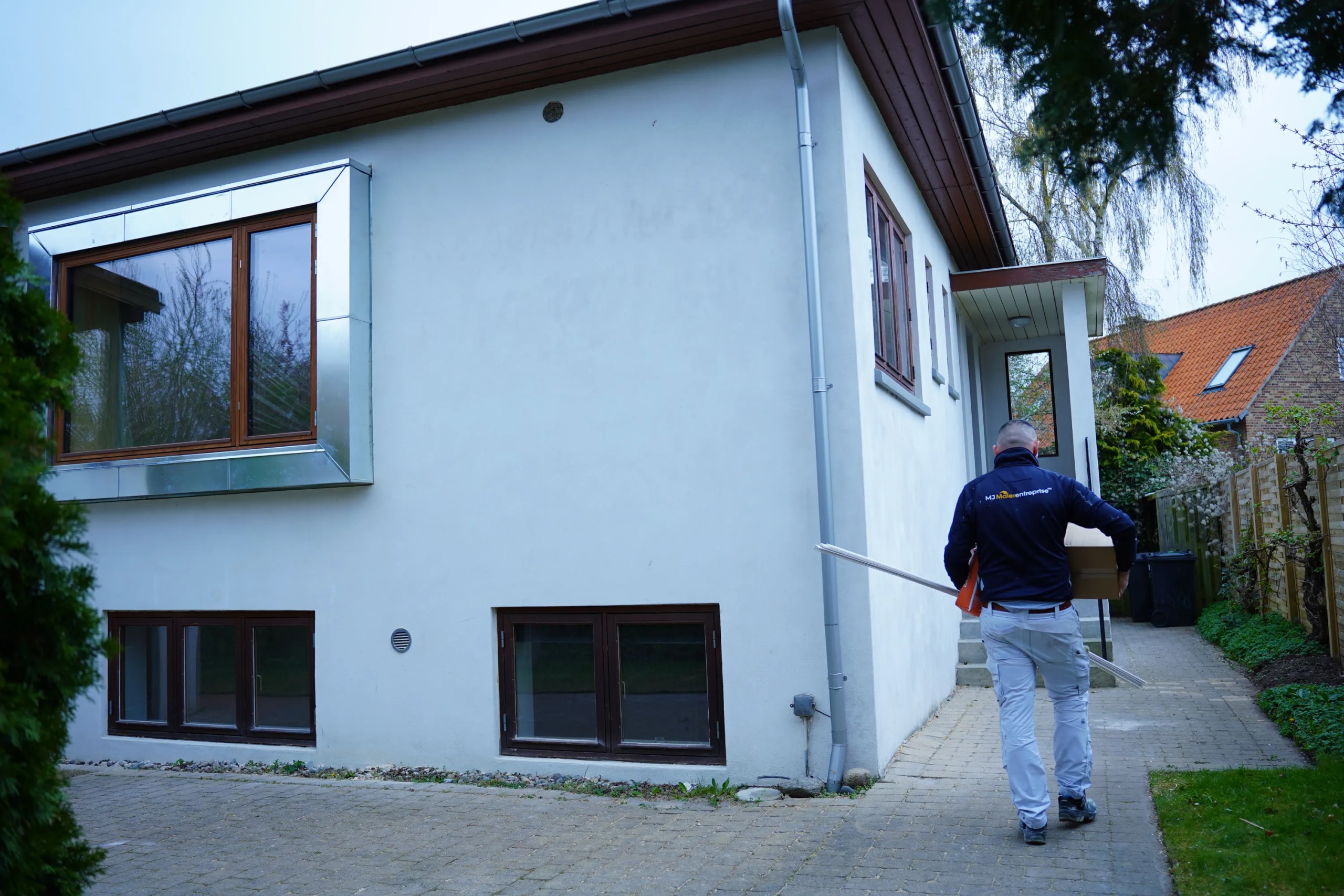 Udendørs maling: Maling af facader, døre og vinduer